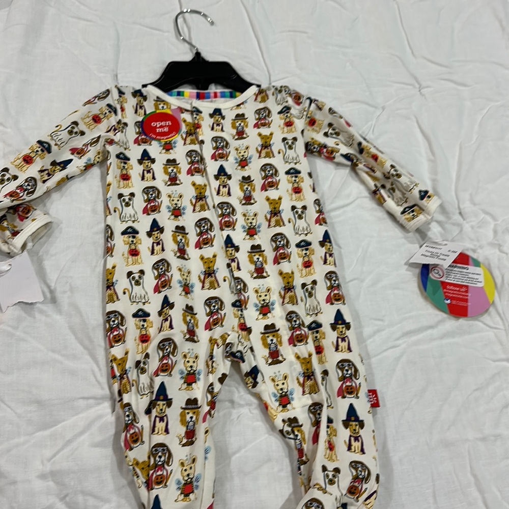 Magnetic me 0-3 months outfit